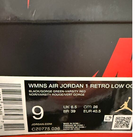 NEW Jordan 1 Retro Low OG Black Gorge Green CZ0775-036 Size 9 Women’s - Picture 8 of 8